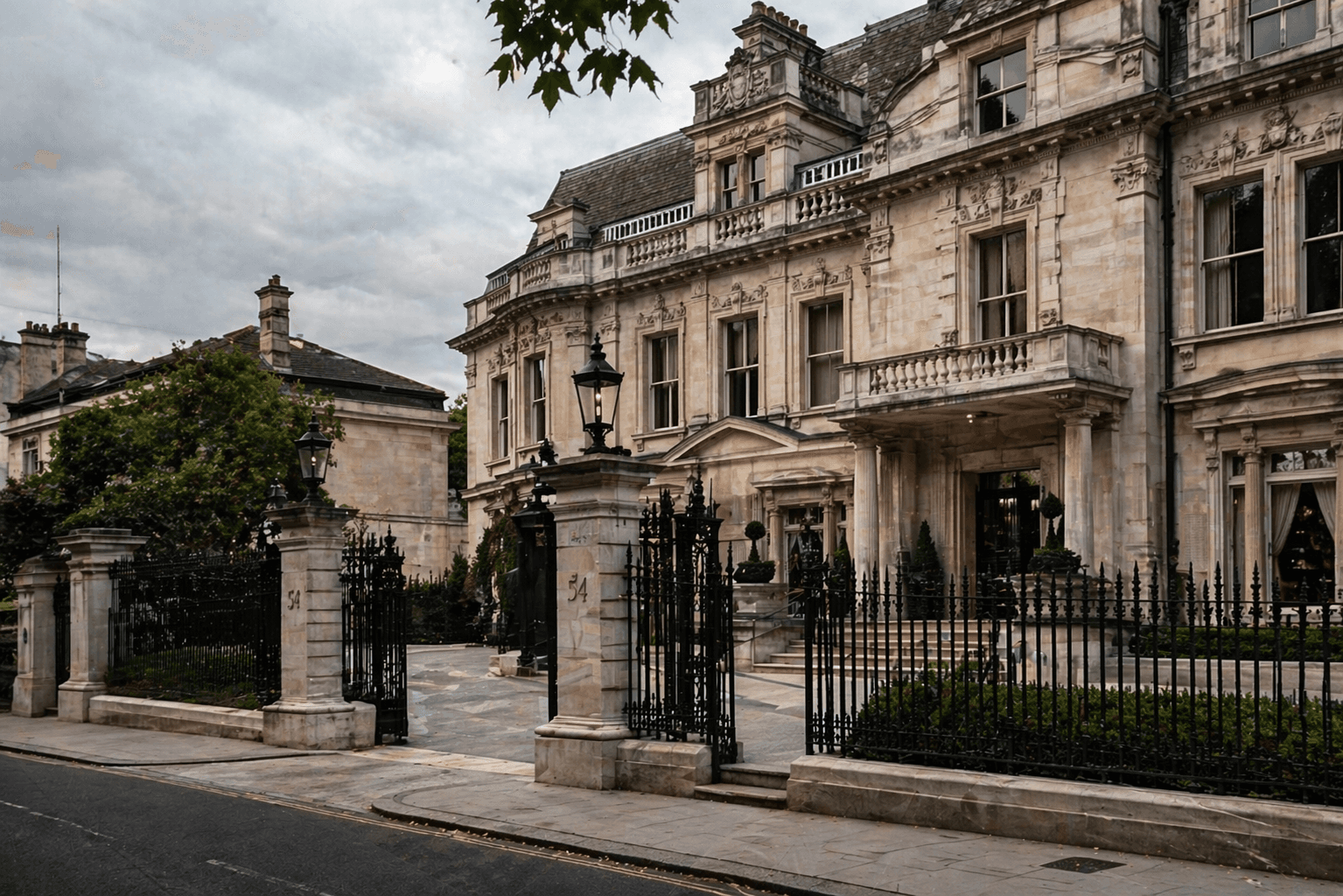 Navigating London's Heritage Property Regulations